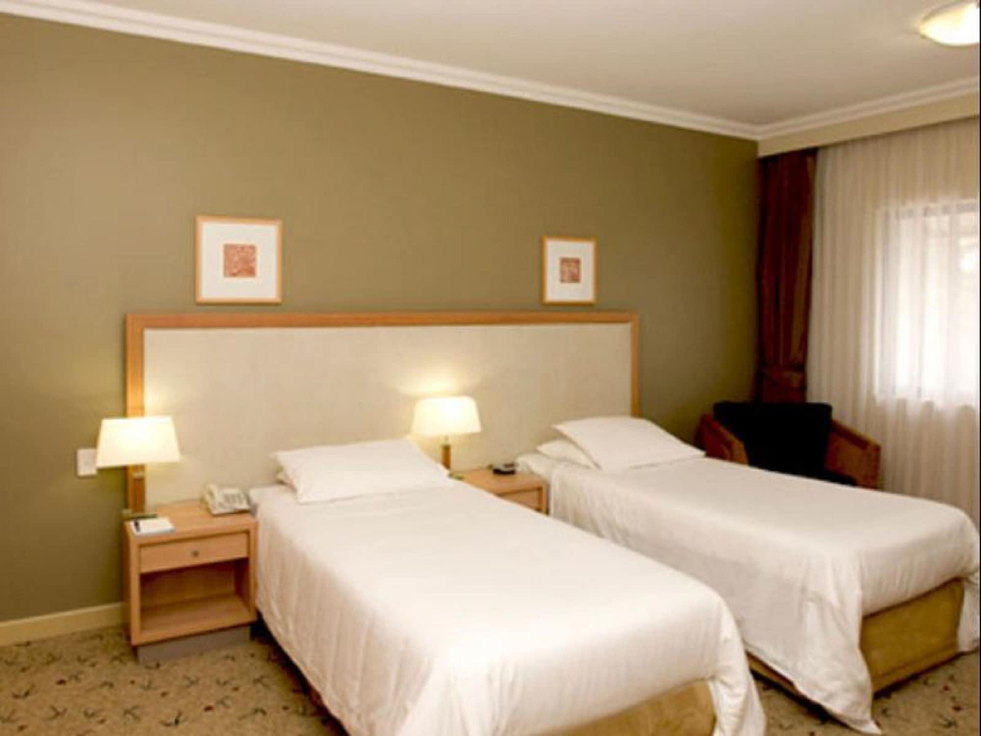 ริดเจส คัลกูลี Hotel คาลกูร์ลี ภายนอก รูปภาพ