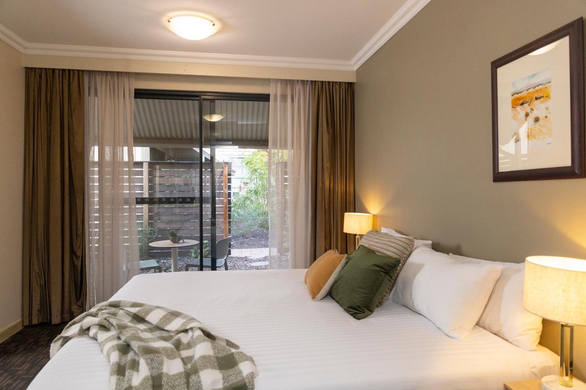 ริดเจส คัลกูลี Hotel คาลกูร์ลี ภายนอก รูปภาพ